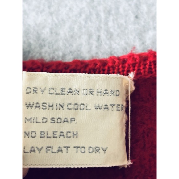 Vintage The Eagles Eye Size 10 Boiled Wool Red Cardigan Sweater Silver Buttons - Picture 9 of 14